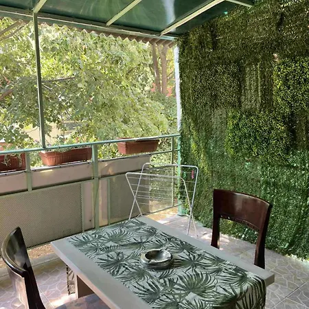 Appartement боги