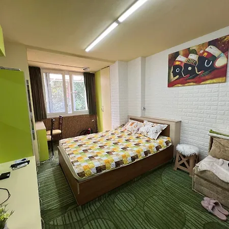 Apartment боги